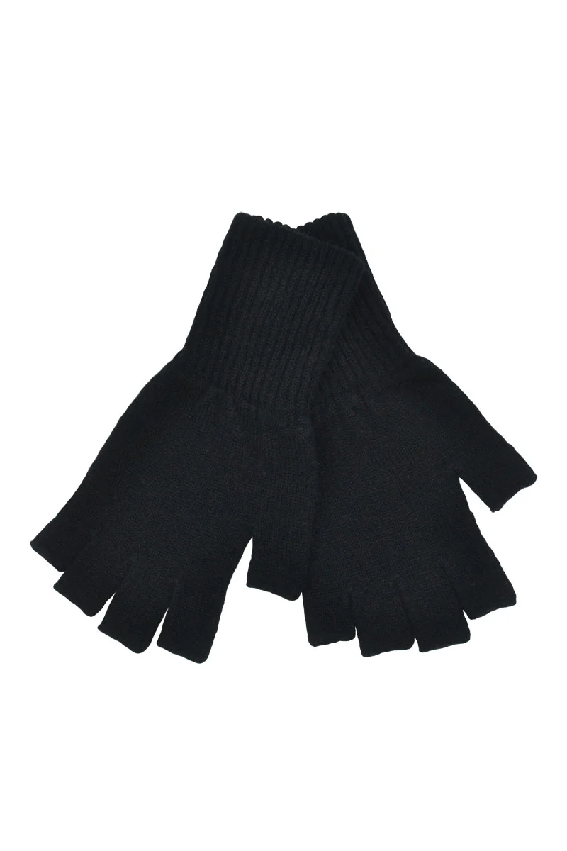 Mens Scottish Lambswool Fingerless Gloves - Image 3
